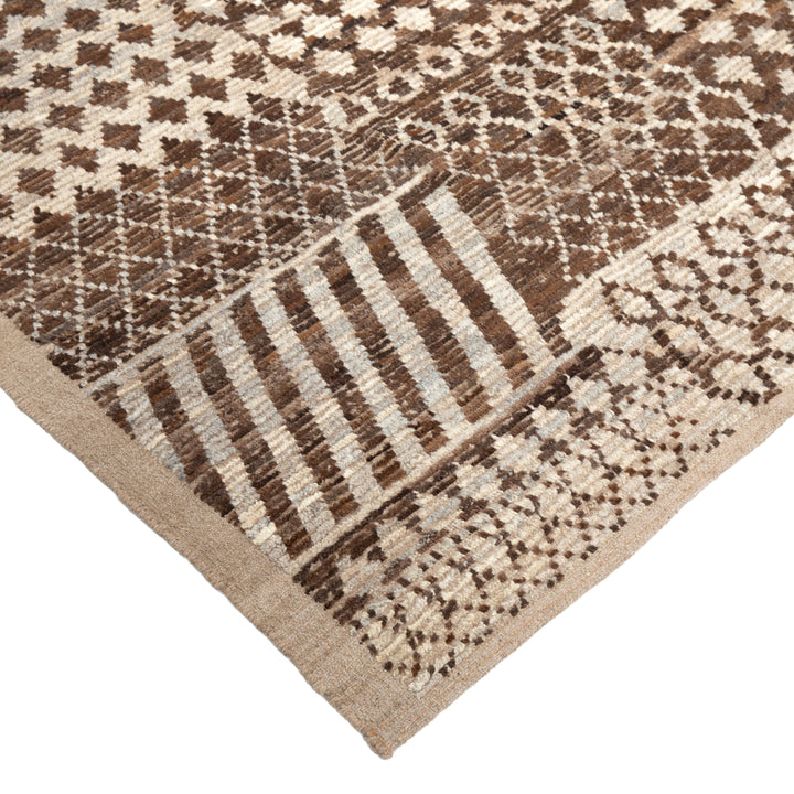 Zameen Transitional Wool Rug - 8'10" x 10'11"