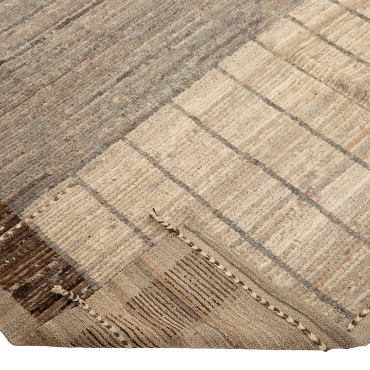 Zameen Transitional Wool Rug - 7'3" x 10'10"