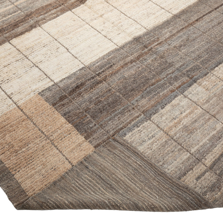 Zameen Transitional Wool Rug - 6'8" x 10'2"