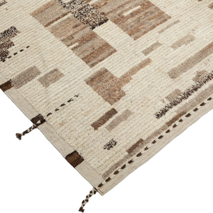 Zameen Transitional Wool Rug - 6'1" x 9'6"