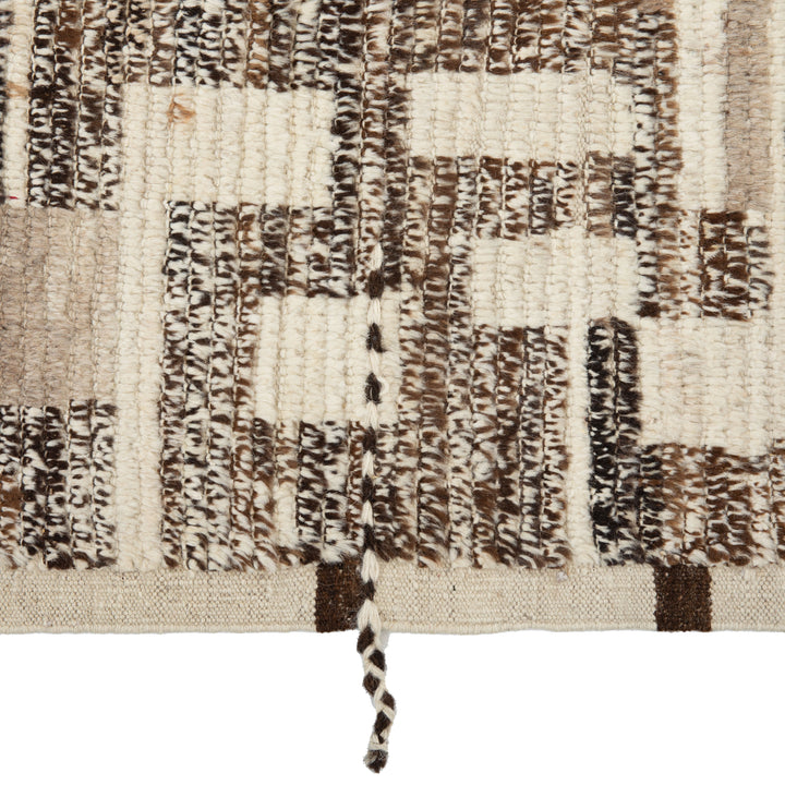 Zameen Transitional Wool Rug - 6'1" x 9'6"