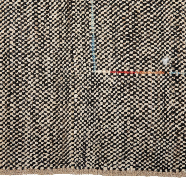 Zameen Transitional Wool Rug - 6'0" x 8'11"