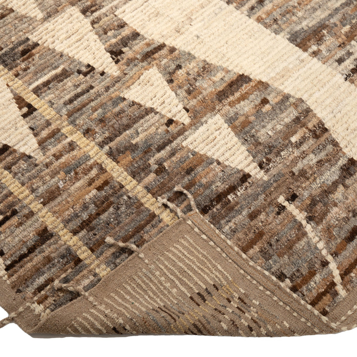 Zameen Transitional Wool Rug - 4'2" x 6'6"