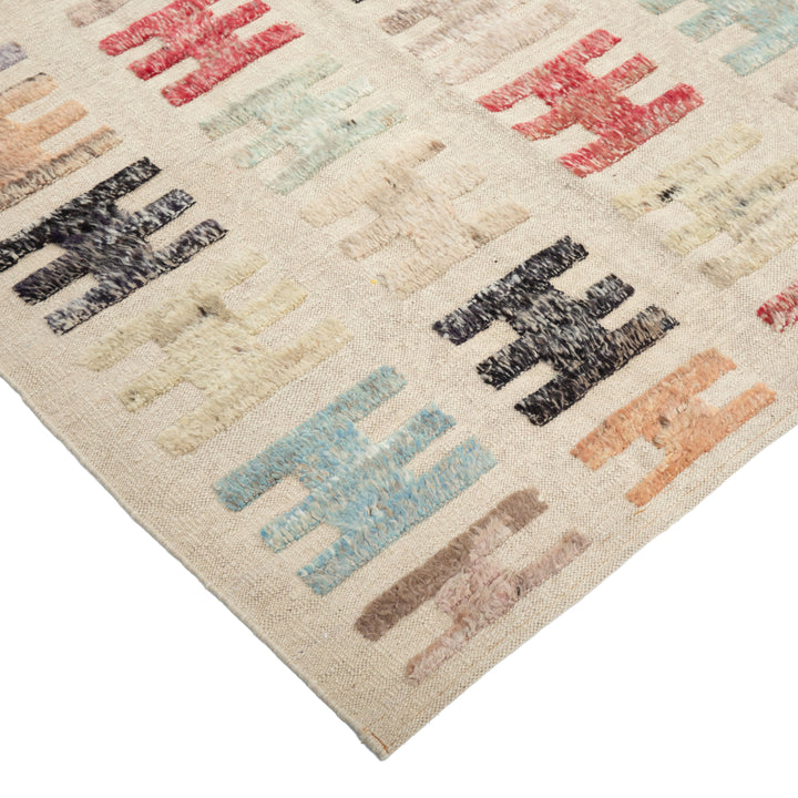 Zameen Transitional Wool Rug - 8'4" x 10'4"
