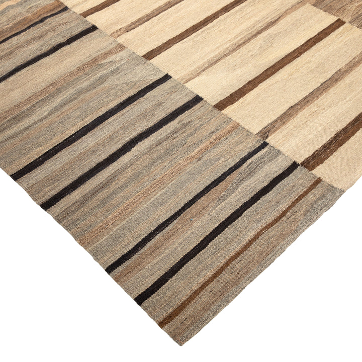 Transitional Kilim Wool Rug - 8'10" x 11'7"