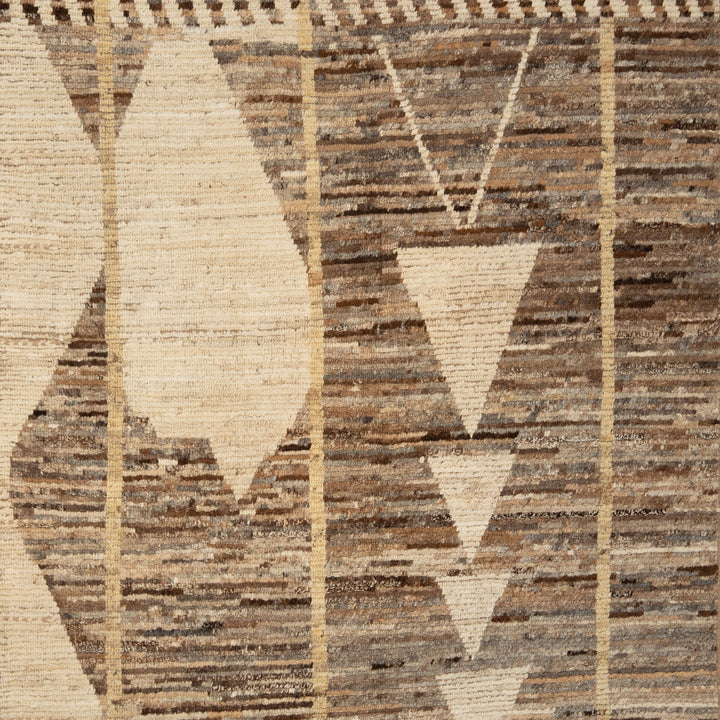 Zameen Transitional Wool Rug - 5'0" x 7'7"