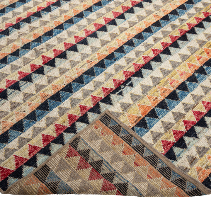 Zameen Transitional Wool Rug - 8'11" x 11'7"