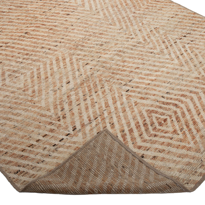 Beige Zameen Transitional Wool Rug - 5'10" x 8'11"