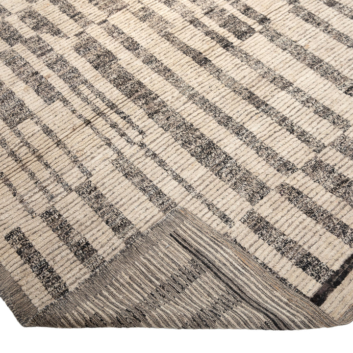 Zameen Transitional Wool Rug - 6'2" x 9'1"