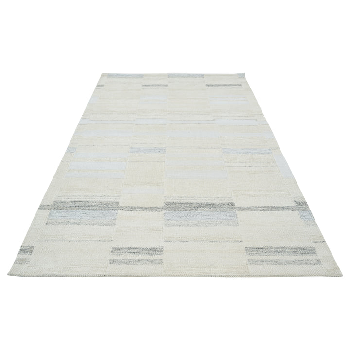 Ivory Swedish Inspired Art Silk Wool Blend Kilim Rug - 6' x 9'