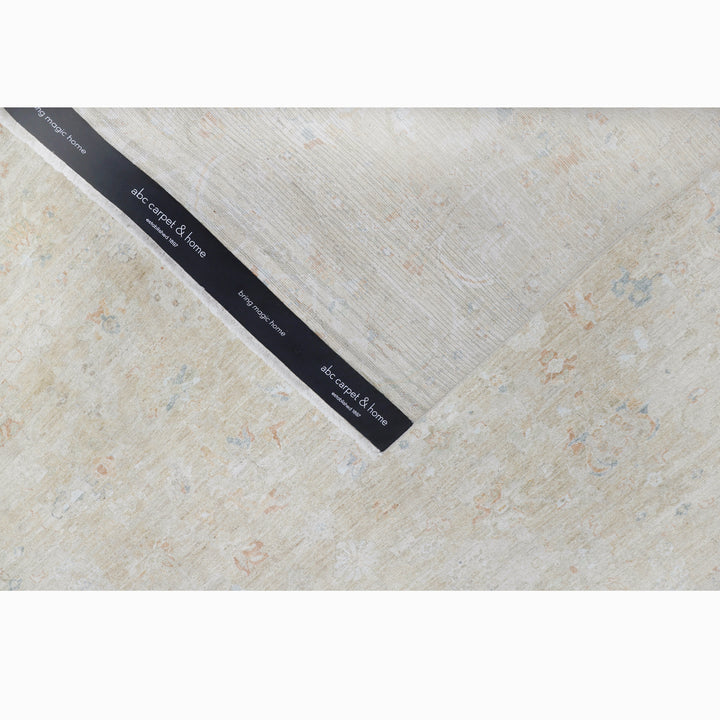 Gold Antique Revival Wool Silk Blend Rug