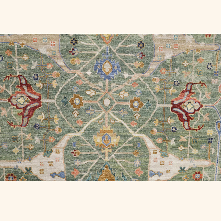 Green Antique Revival Wool Rug