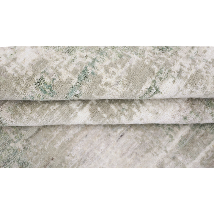 Green Contemporary Wool Rug - 6' x 6'