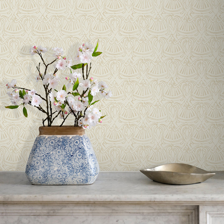 Fans and Bows Tan on Cream