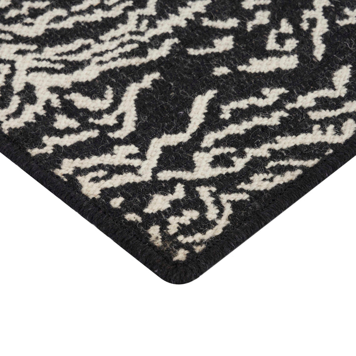 Regency Tiger Swatch Onyx