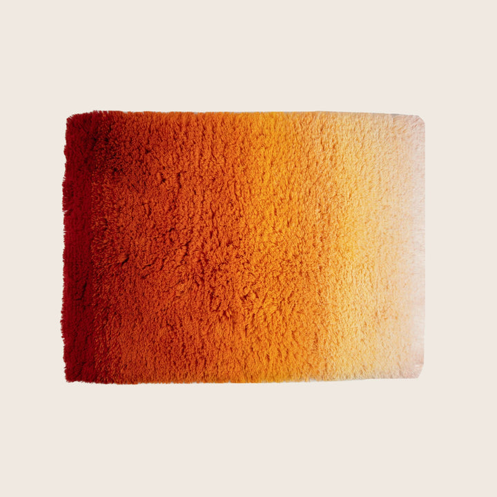 Aurore Bath Rug 20x30 Carmin