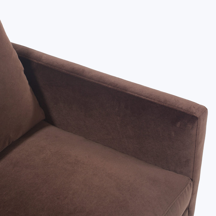 Hannah Chair, Black Leg Black / Banks, Performance Velvet / Mocha