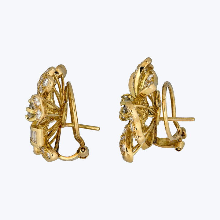 1980s 18KYG Diamond Flower Earrings
