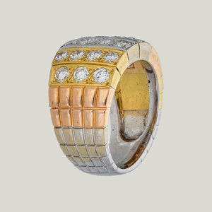 1970s Van Cleef & Arpels 18KYRWG Diamond Ring - hover
