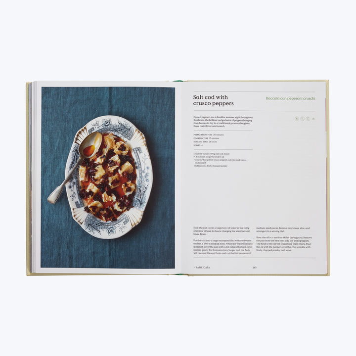 The Regional Italian Cookbook: Recipes from The Silver Spoon