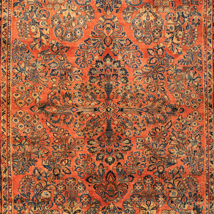 Antique Traditional Sarouk Wool Rug - 6'4" x 9'