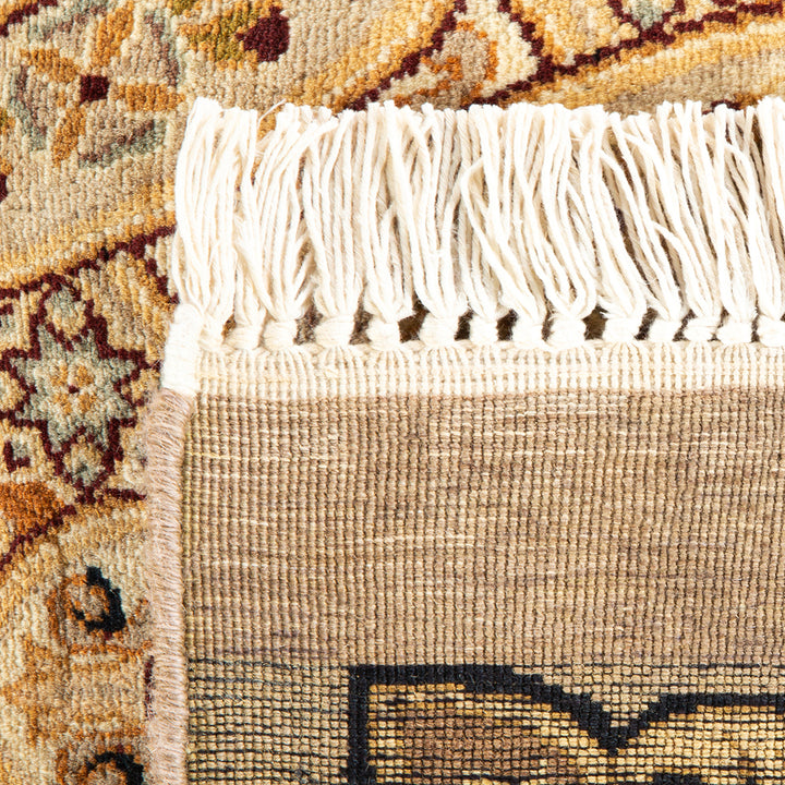 Ivory Traditional Mogul Wool Rug - 9'4" x 10'1"