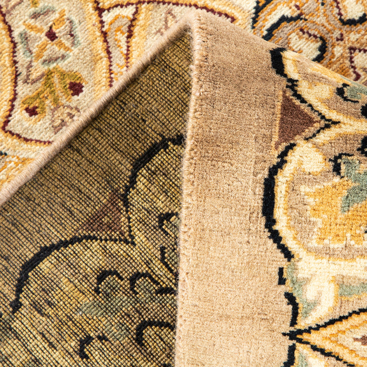 Ivory Traditional Mogul Wool Rug - 9'4" x 10'1"