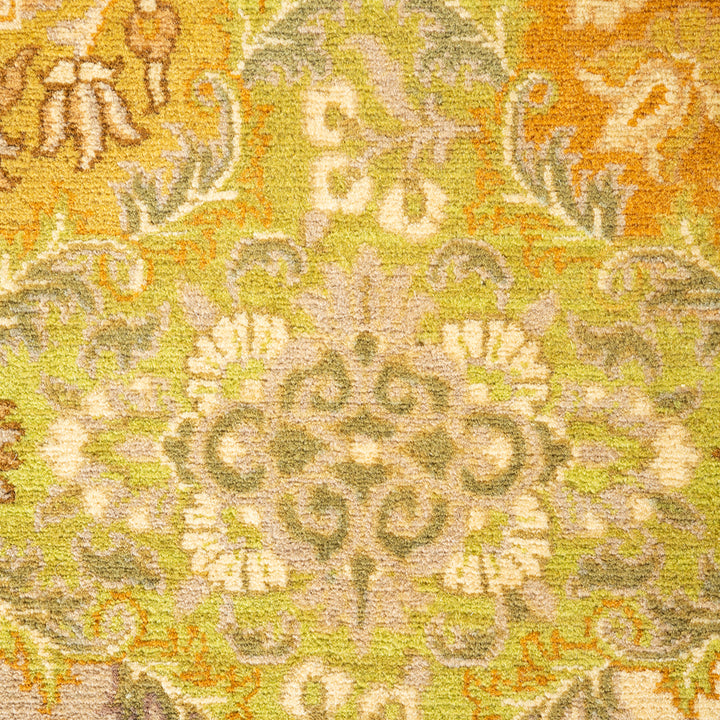 Ivory Traditional Mogul Wool Rug - 4'1" x 6'1"