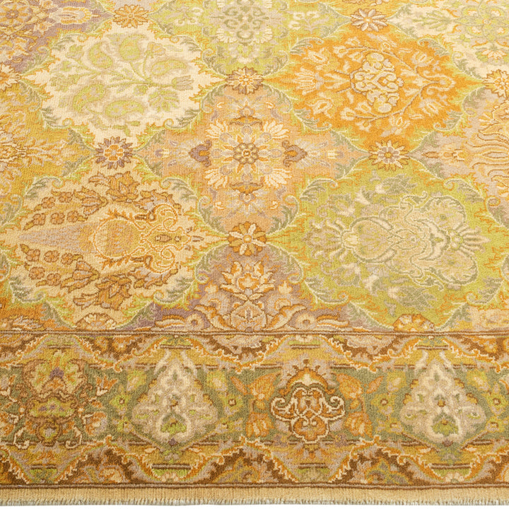 Ivory Traditional Mogul Wool Rug - 4'1" x 6'1"