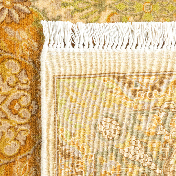 Ivory Traditional Mogul Wool Rug - 4'1" x 6'1"