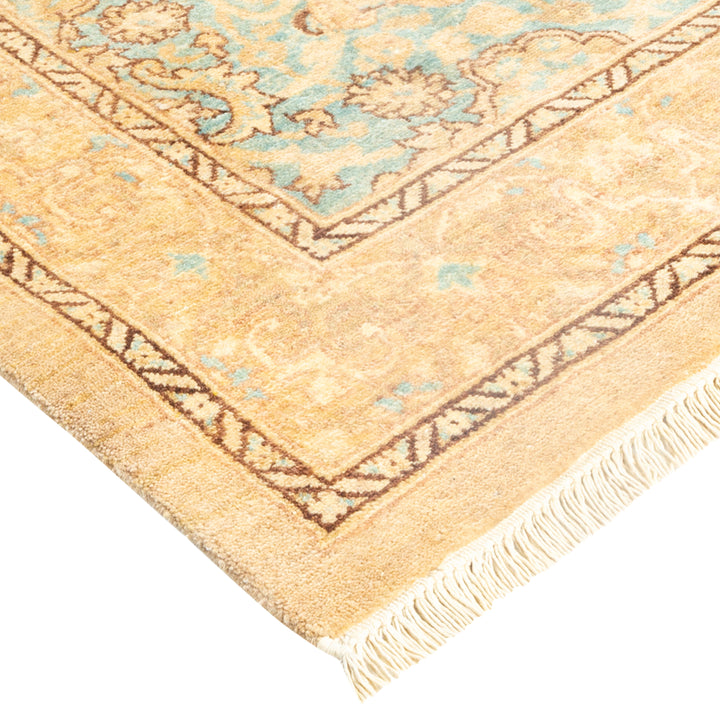 Ivory Traditional Mogul Wool Rug - 10'2" x 14'