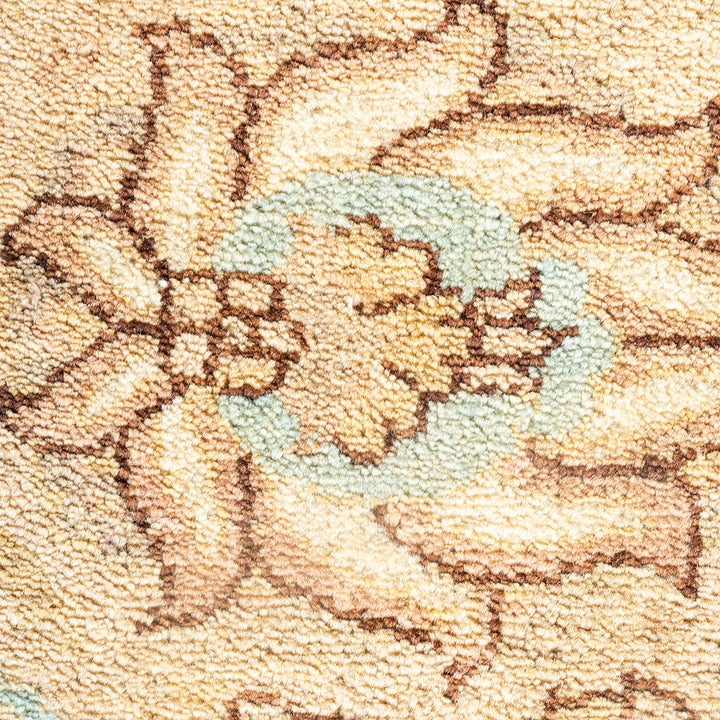 Ivory Traditional Mogul Wool Rug - 10'2" x 14'