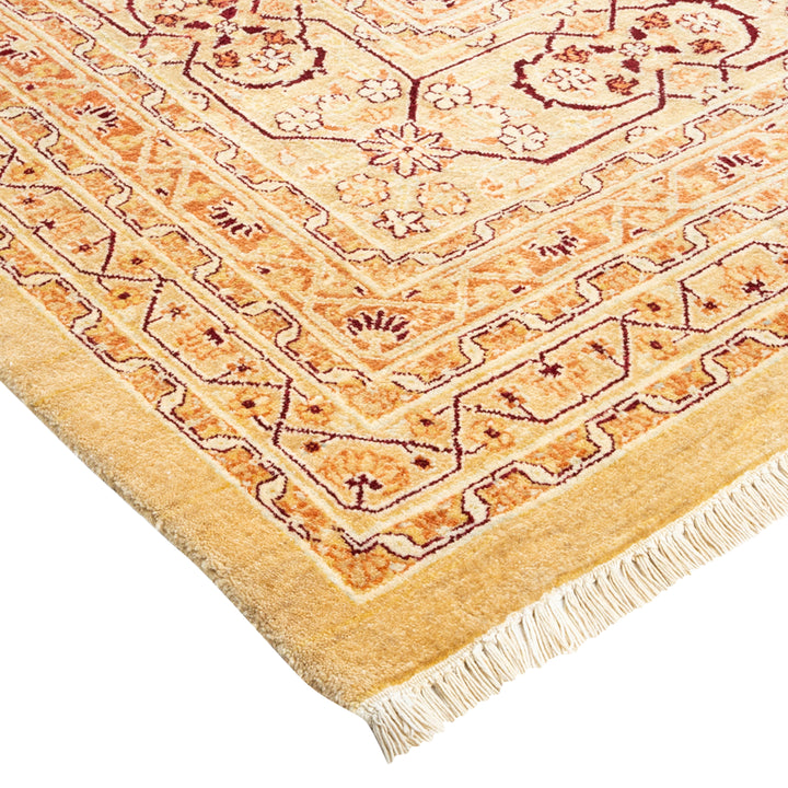 Ivory Traditional Mogul Wool Rug - 8'2" x 10'3"