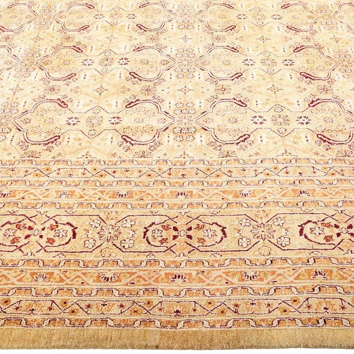 Ivory Traditional Mogul Wool Rug - 8'2" x 10'3"