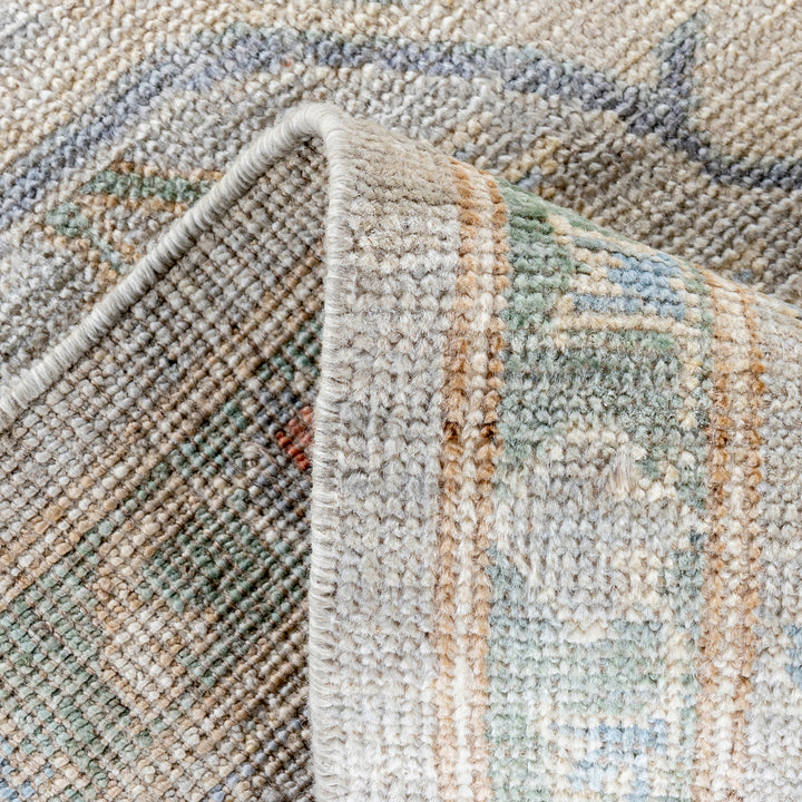 Light Grey Traditional Colorful Oushak Wool Rug - 8'1" x 9'11"