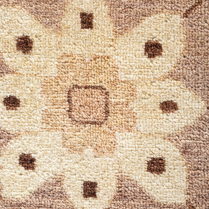 Ivory Traditional Mogul Wool Rug - 10'2" x 13'7"