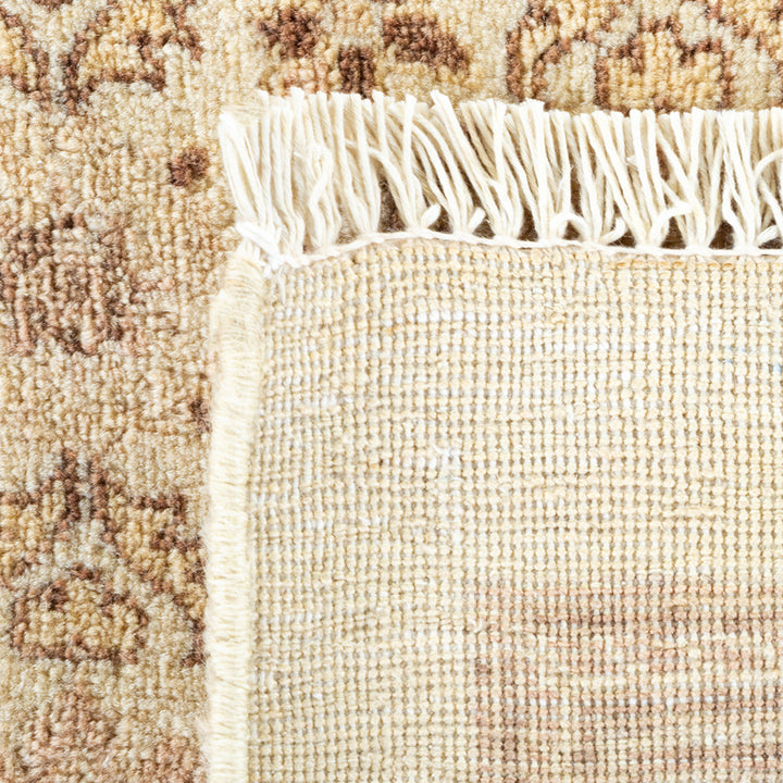 Ivory Traditional Mogul Wool Rug - 10'2" x 13'7"