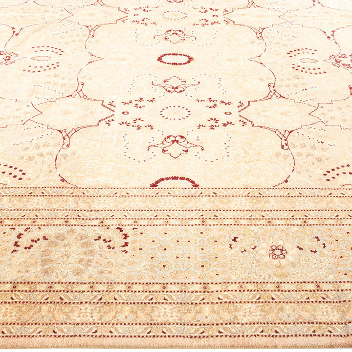 Beige Traditional Mogul Wool Rug - 9'2" x 16'4"