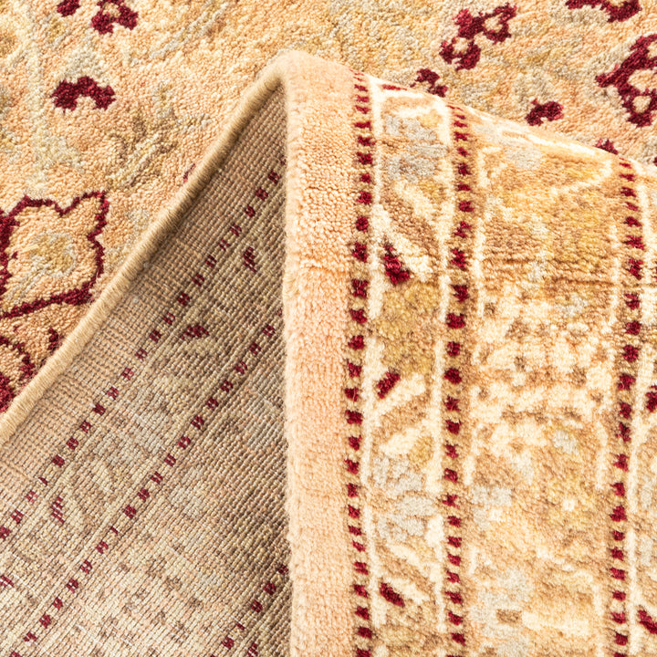 Beige Traditional Mogul Wool Rug - 9'2" x 16'4"