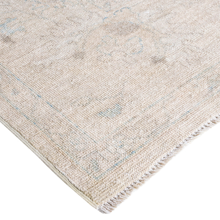 Ivory Traditional Oushak Wool Rug - 8'9" x 11'7"