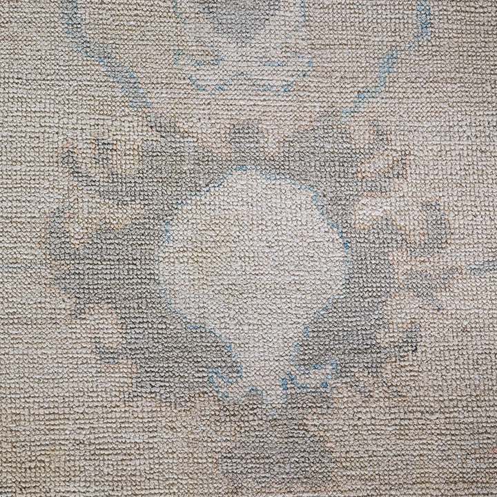 Ivory Traditional Oushak Wool Rug - 8'9" x 11'7"