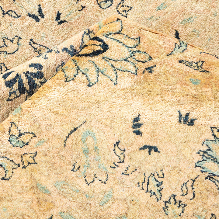 Beige Traditional Mogul Wool Rug - 6'3" x 8'9"