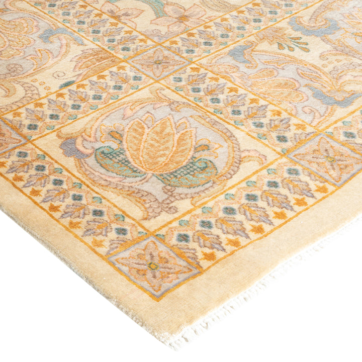 Ivory Traditional Mogul Wool Rug - 9' x 12'4"