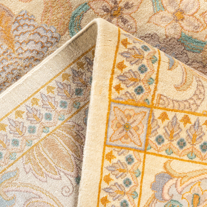 Ivory Traditional Mogul Wool Rug - 9' x 12'4"