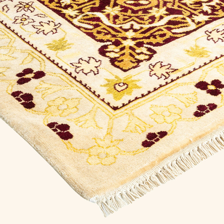 Ivory Traditional Mogul Wool Rug - 10'1" x 13'7"