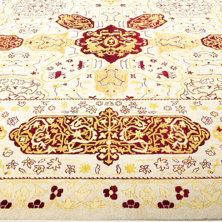 Ivory Traditional Mogul Wool Rug - 10'1" x 13'7"