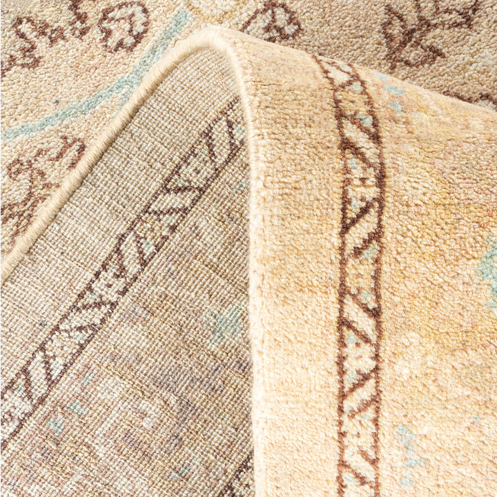 Ivory Traditional Mogul Wool Rug - 10'2" x 14'1"