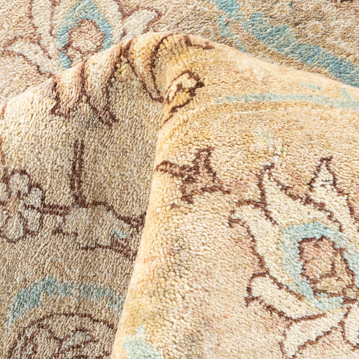 Ivory Traditional Mogul Wool Rug - 10'2" x 14'1"