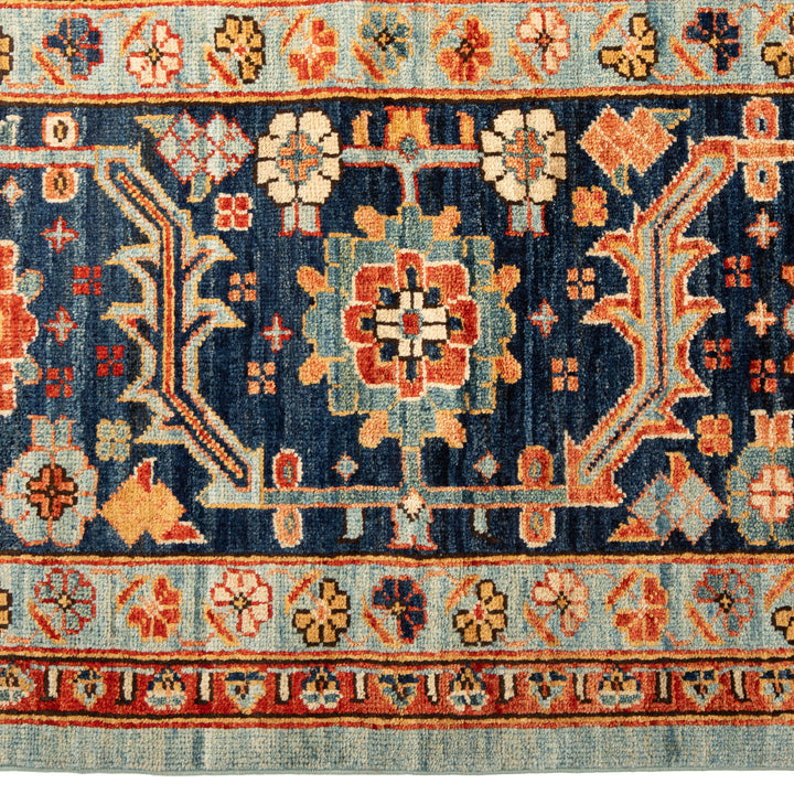 Traditional Pak Serapi Wool Rug - 12'1" x 15'
