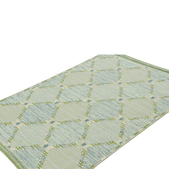 Green Flatweave Swedish Inspired Wool Rug - 4'1" x 6'